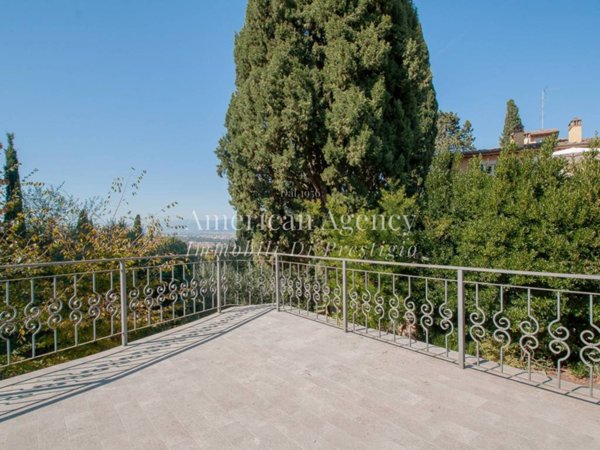 casa indipendente in vendita a Firenze in zona Porta Romana