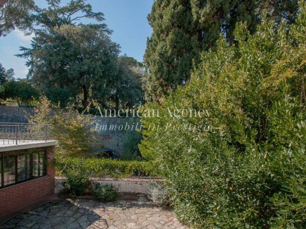 casa indipendente in vendita a Firenze in zona Porta Romana