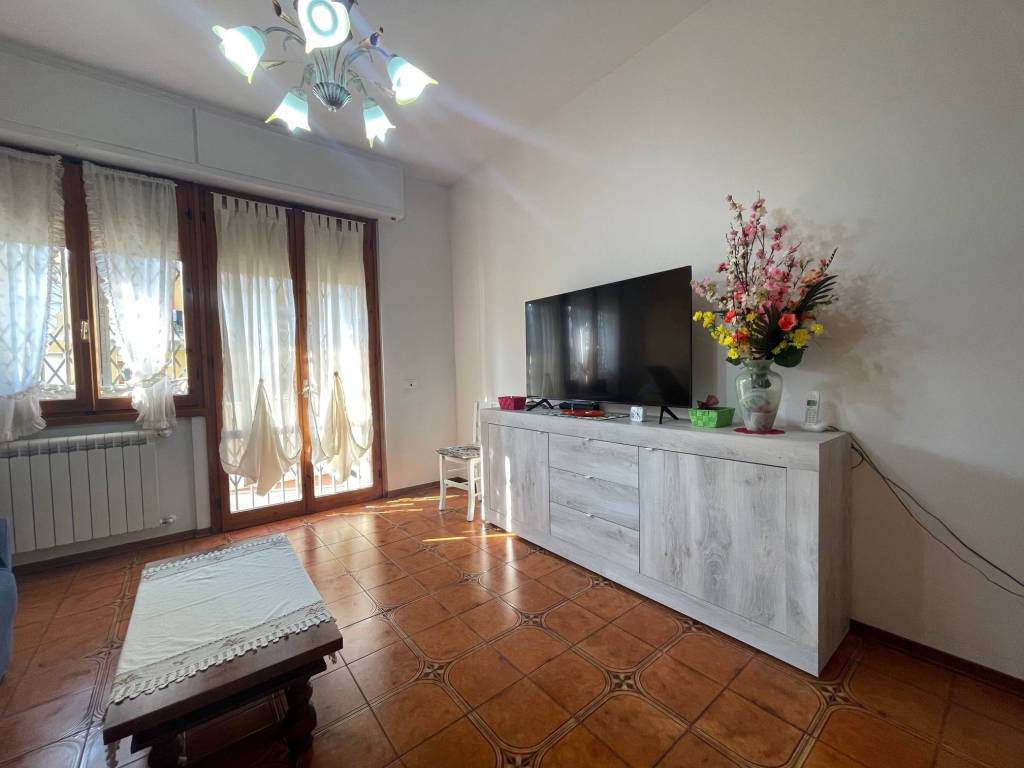 appartamento in vendita a Firenze in zona Isolotto