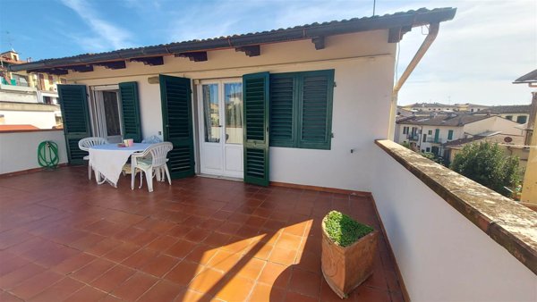 appartamento in vendita a Firenze in zona Statuto