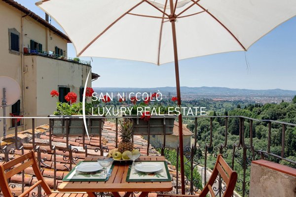 appartamento in vendita a Firenze in zona Centro Santa Croce