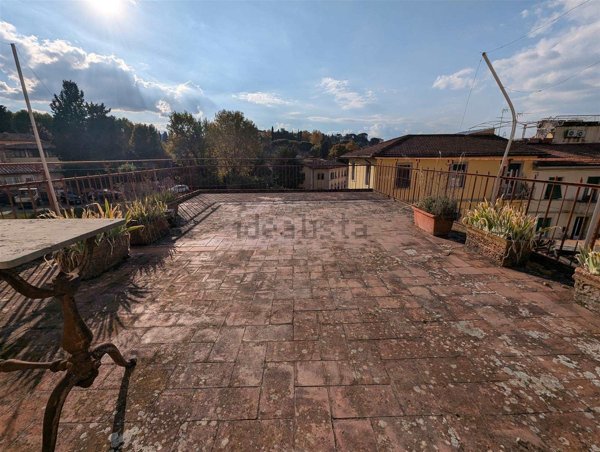 casa indipendente in vendita a Firenze in zona Gavinana