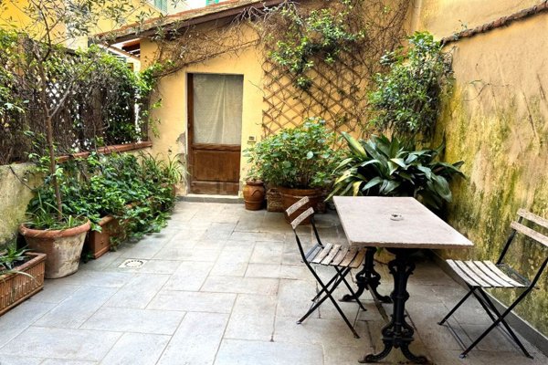appartamento in vendita a Firenze in zona Campo di Marte