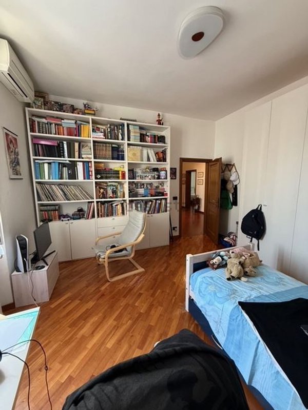 appartamento in vendita a Firenze in zona Isolotto