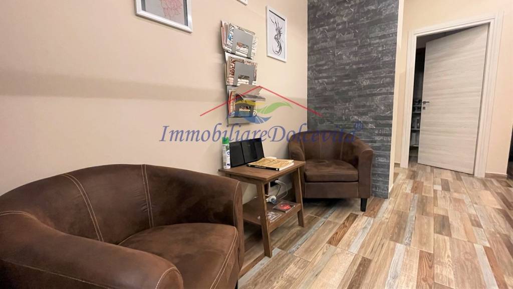 negozio in vendita a Firenze in zona Novoli