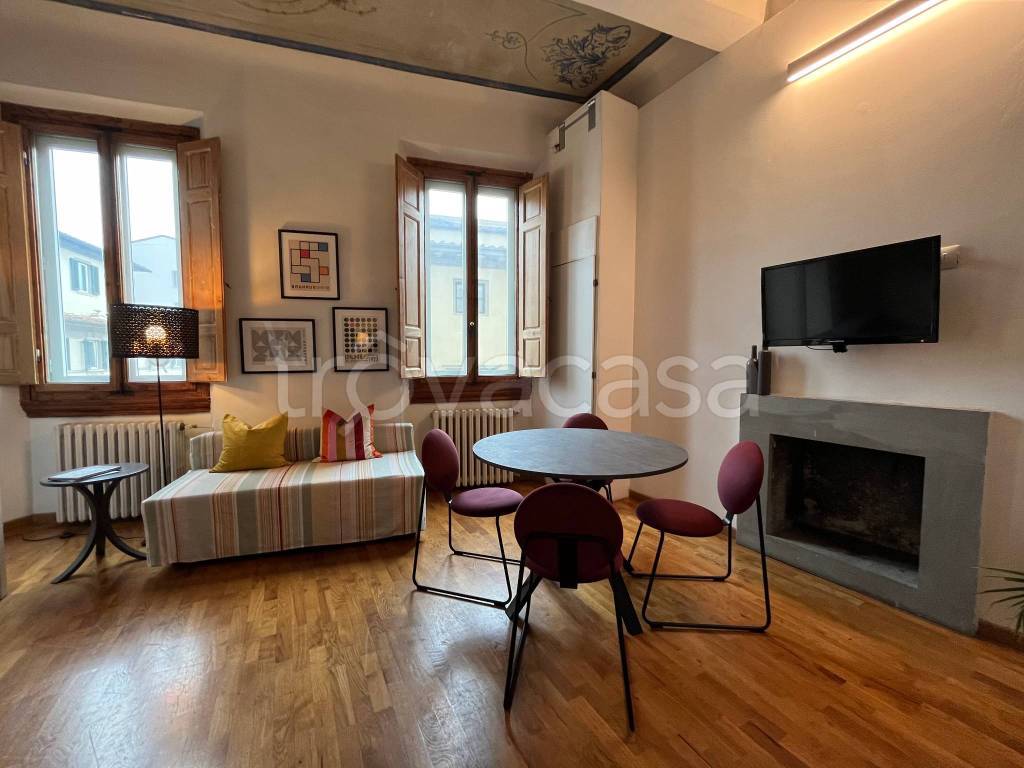 appartamento in vendita a Firenze in zona Centro Santa Maria Novella