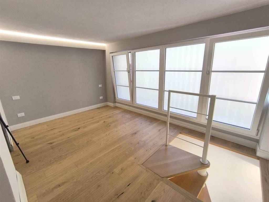 ufficio in vendita a Firenze in zona Novoli