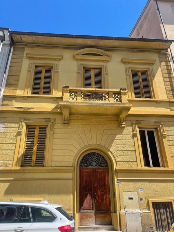 appartamento in vendita a Firenze in zona Le Cure
