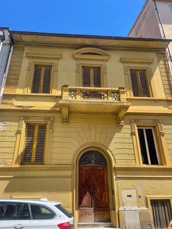 appartamento in vendita a Firenze in zona Le Cure