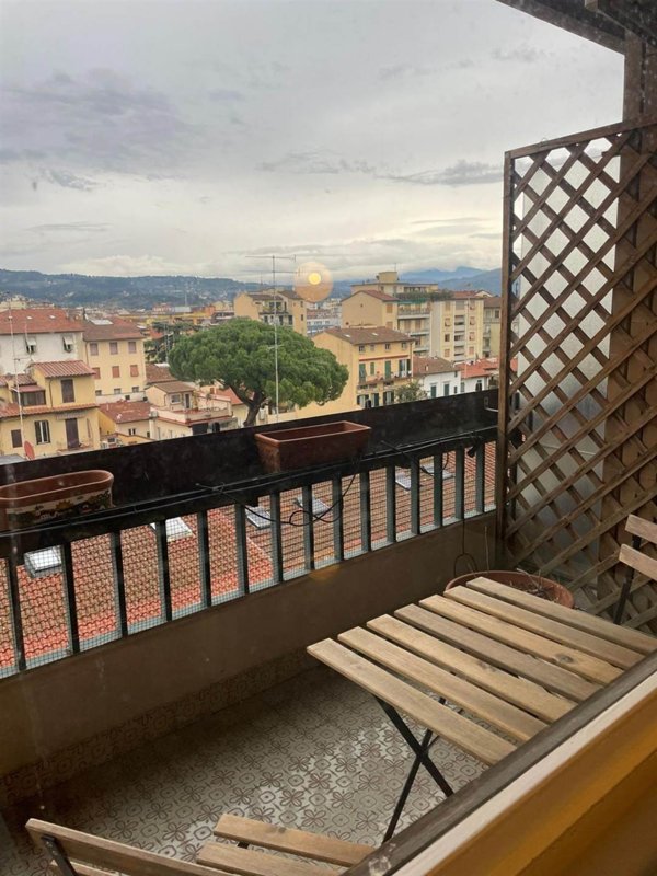 appartamento in vendita a Firenze in zona Campo di Marte
