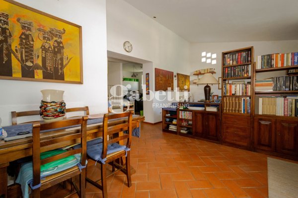 appartamento in vendita a Firenze in zona Cintoia