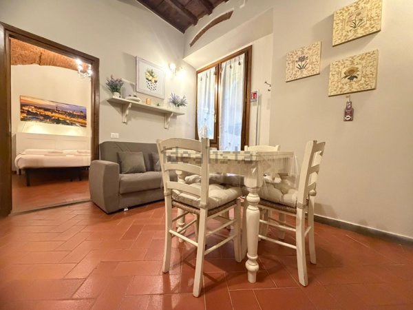 appartamento in vendita a Firenze in zona Centro Santa Croce