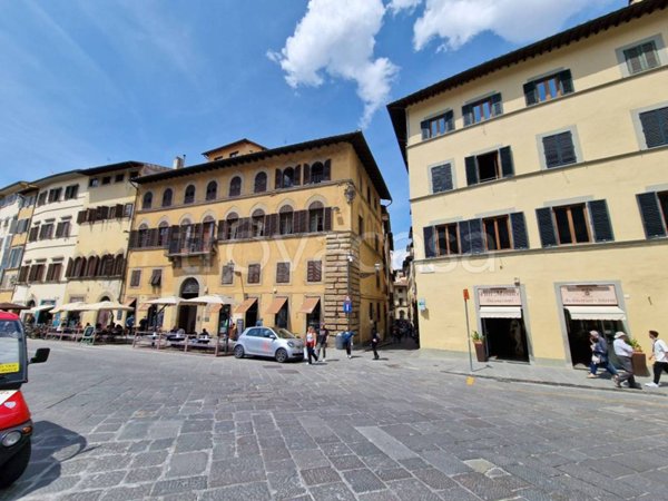 locale commerciale in vendita a Firenze