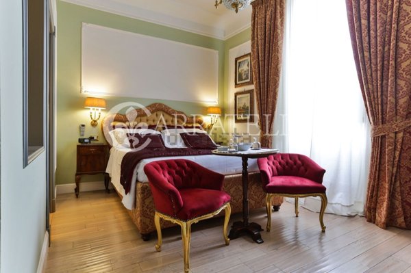 appartamento in vendita a Firenze in zona Centro Santa Croce