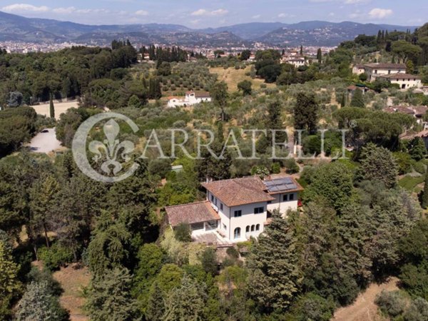 casa indipendente in vendita a Firenze in zona Bellosguardo