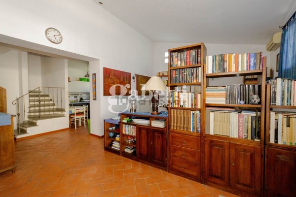 appartamento in vendita a Firenze in zona Isolotto