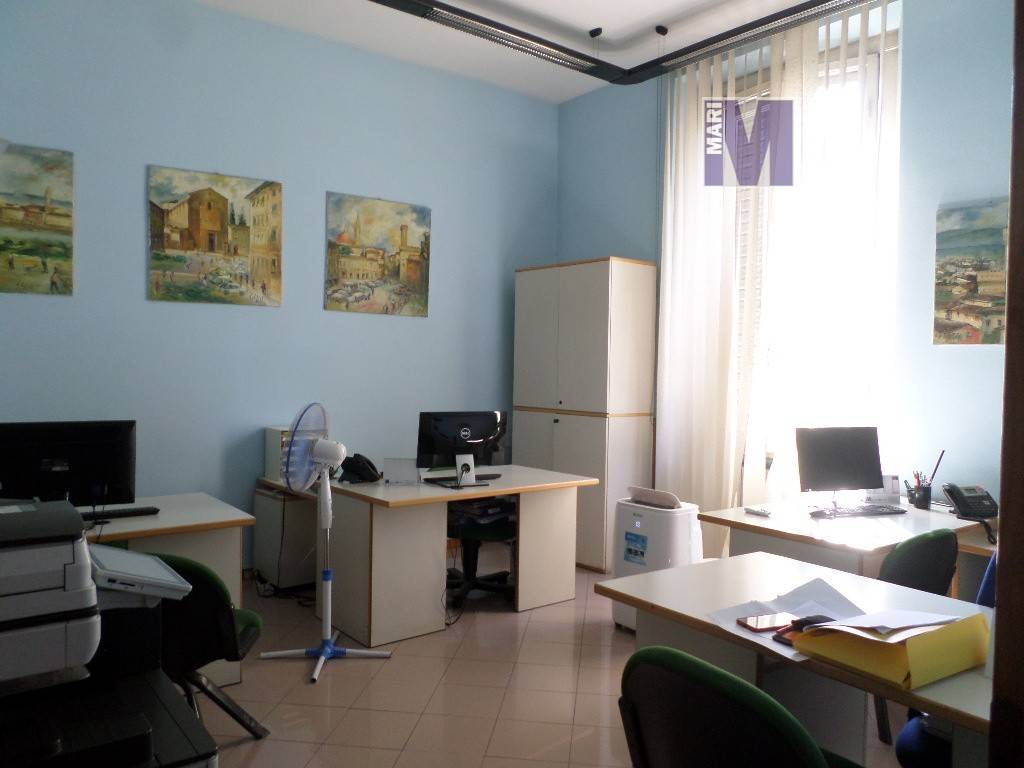 ufficio in vendita a Firenze in zona Campo di Marte