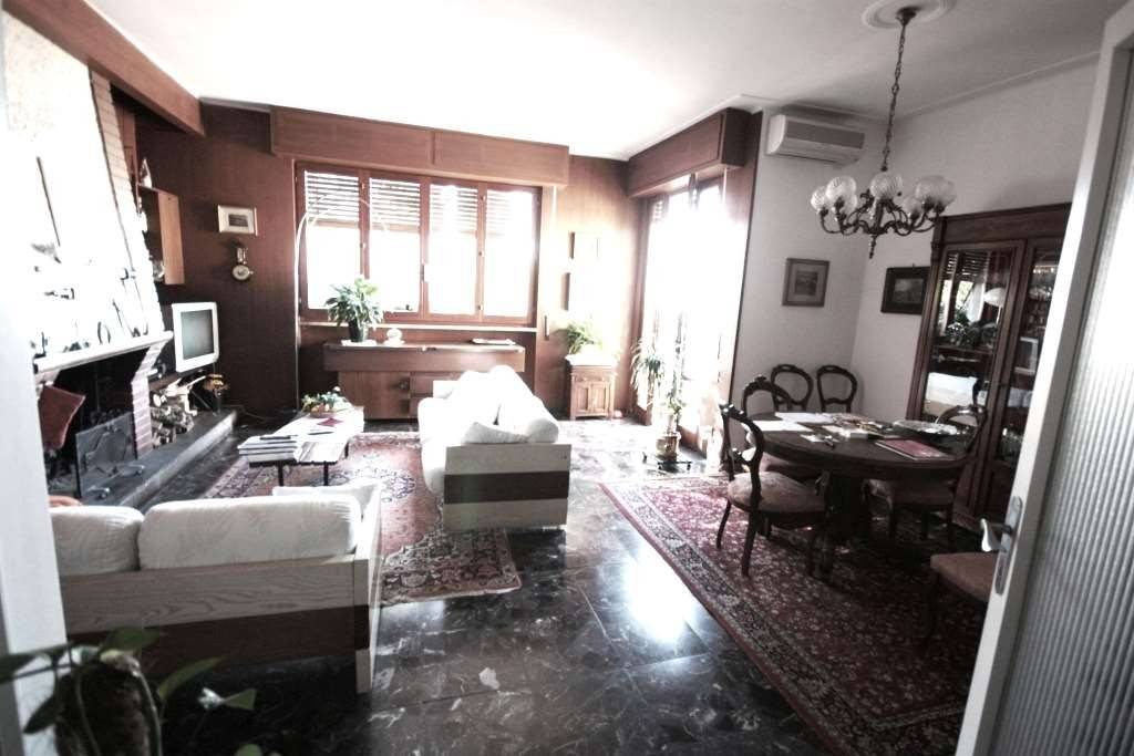 appartamento in vendita a Firenze in zona Settignano