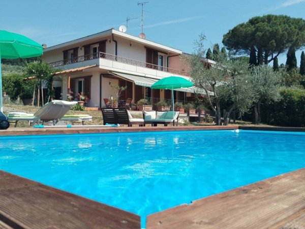 casa indipendente in vendita a Firenze in zona Settignano