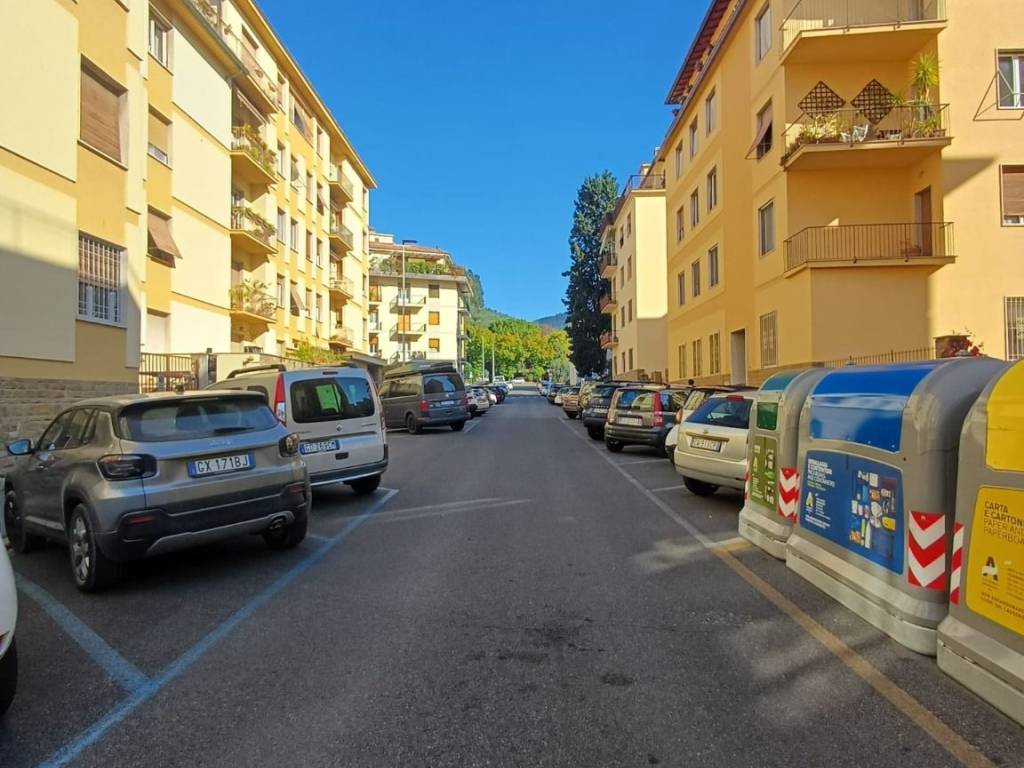 appartamento in vendita a Firenze in zona Campo di Marte