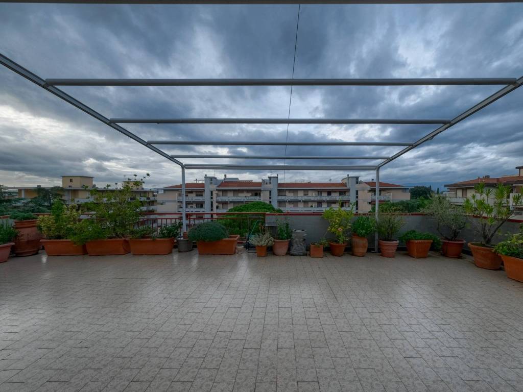 appartamento in vendita a Firenze in zona Isolotto