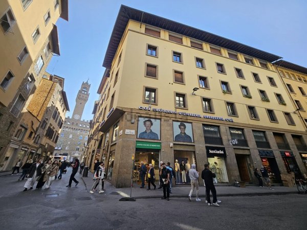 appartamento in vendita a Firenze in zona Centro Santa Croce