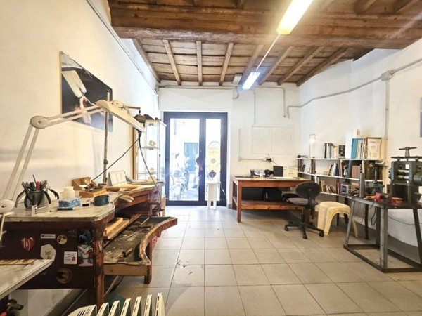 ufficio in vendita a Firenze in zona Centro San Frediano