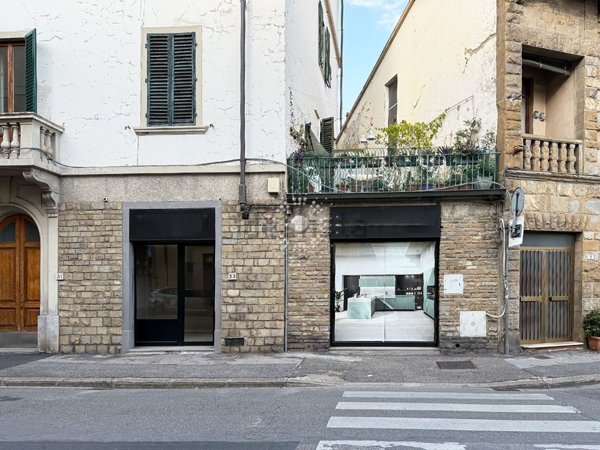 negozio in vendita a Firenze in zona Gavinana