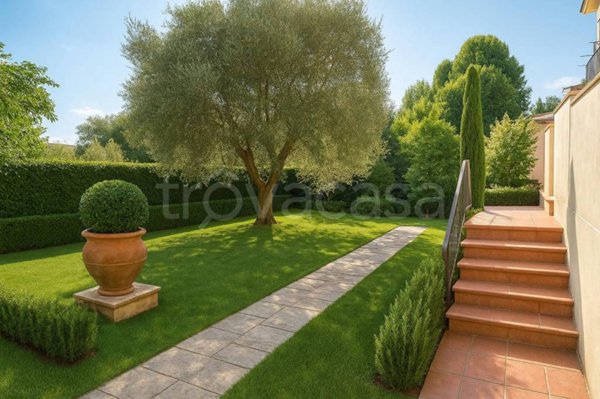 appartamento in vendita a Firenze in zona Bellosguardo