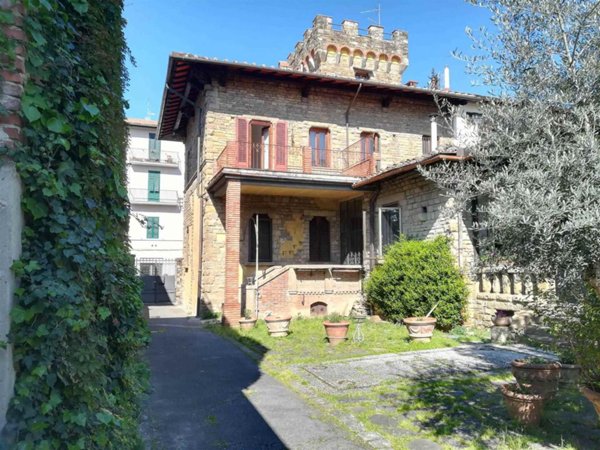 casa indipendente in vendita a Firenze in zona Careggi