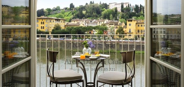 appartamento in vendita a Firenze in zona Centro Santa Maria Novella