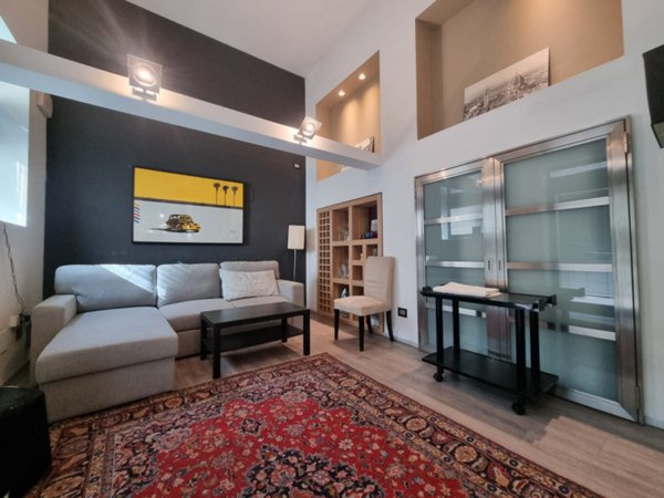 appartamento in vendita a Firenze in zona Centro San Lorenzo