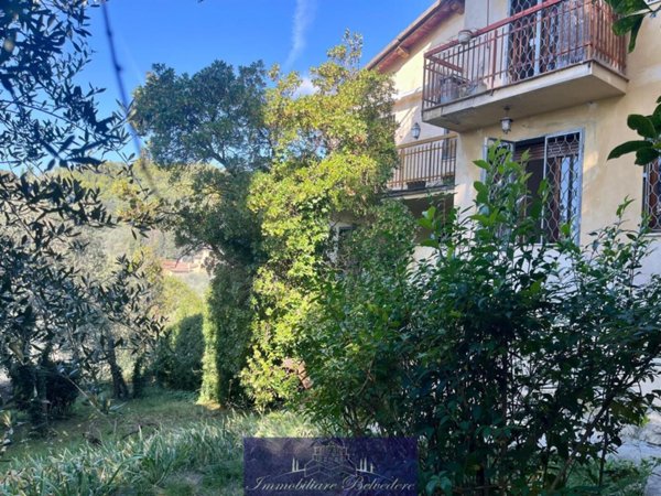 appartamento in vendita a Firenze in zona Settignano