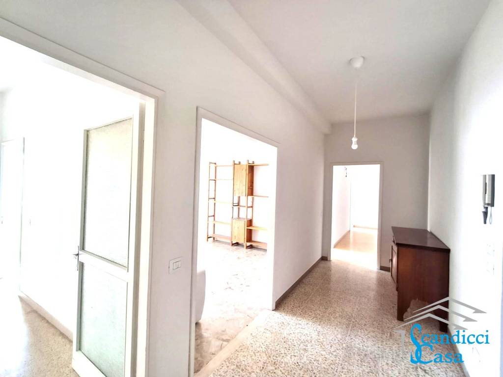 appartamento in vendita a Firenze in zona Isolotto