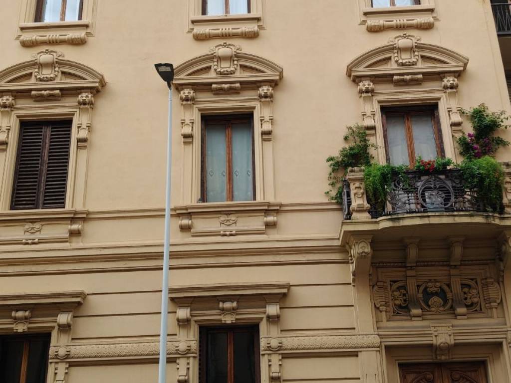 appartamento in vendita a Firenze in zona Campo di Marte