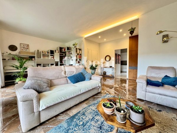 appartamento in vendita a Firenze in zona Isolotto