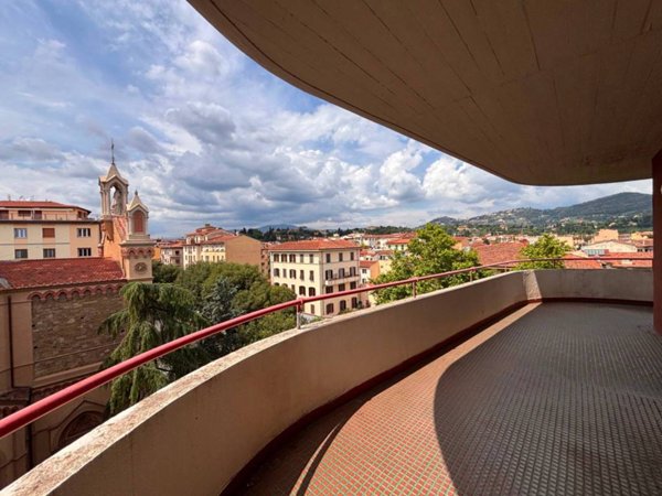 appartamento in vendita a Firenze in zona Campo di Marte