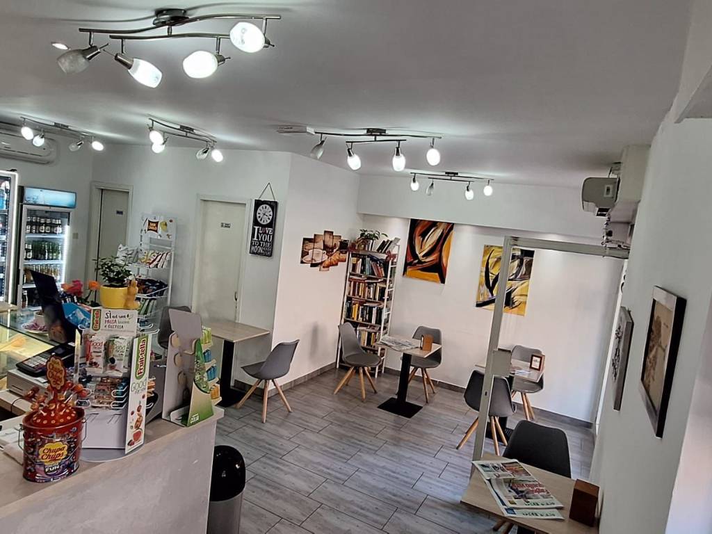 negozio in vendita a Firenze in zona Novoli