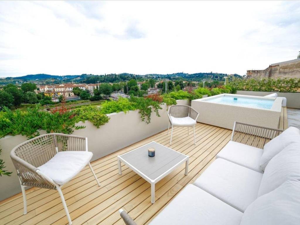 appartamento in vendita a Firenze in zona Coverciano