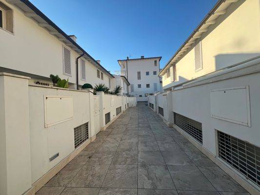 casa indipendente in vendita a Firenze in zona Campo di Marte