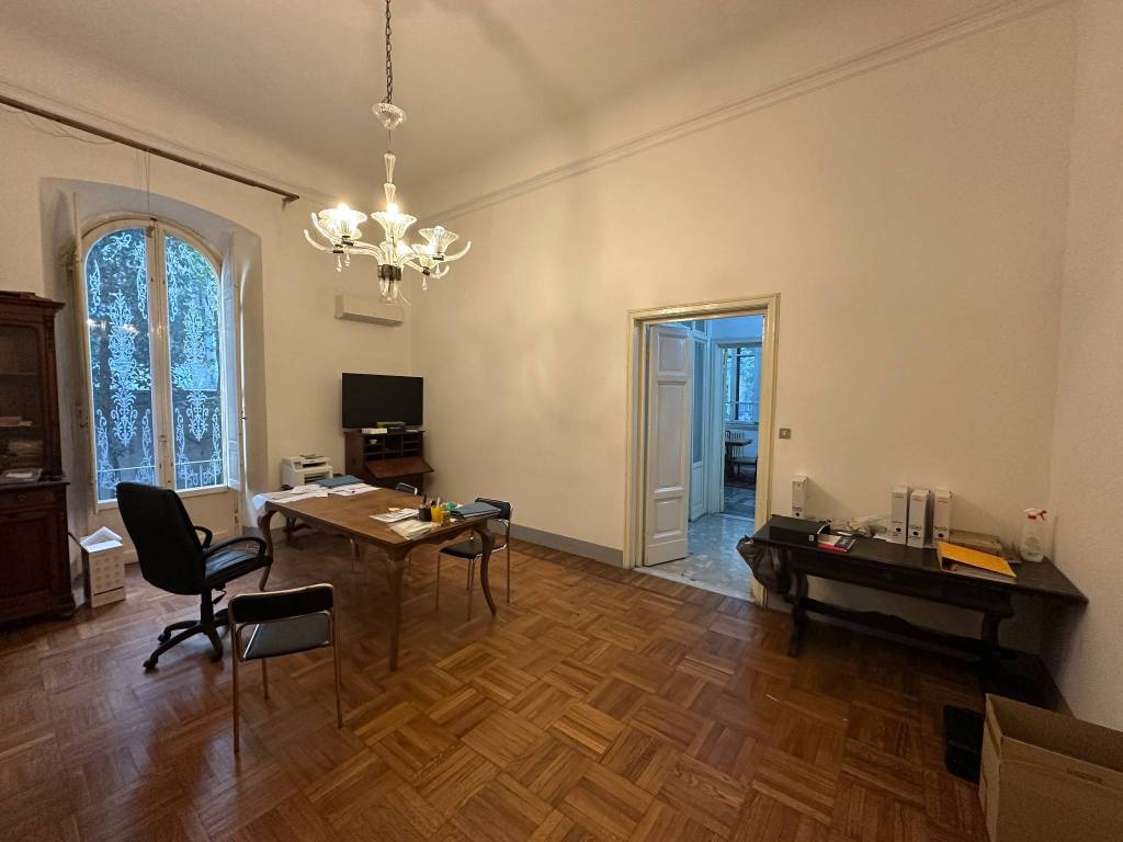 appartamento in vendita a Firenze in zona Campo di Marte