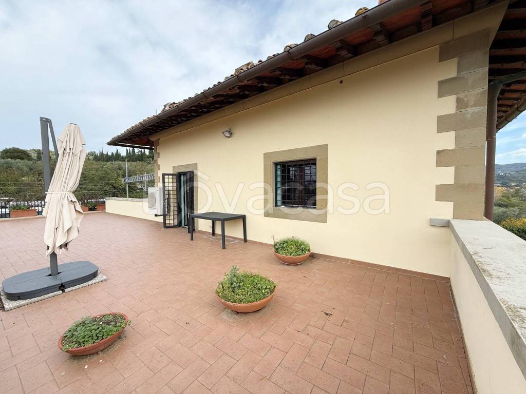 appartamento in vendita a Firenze in zona Rovezzano