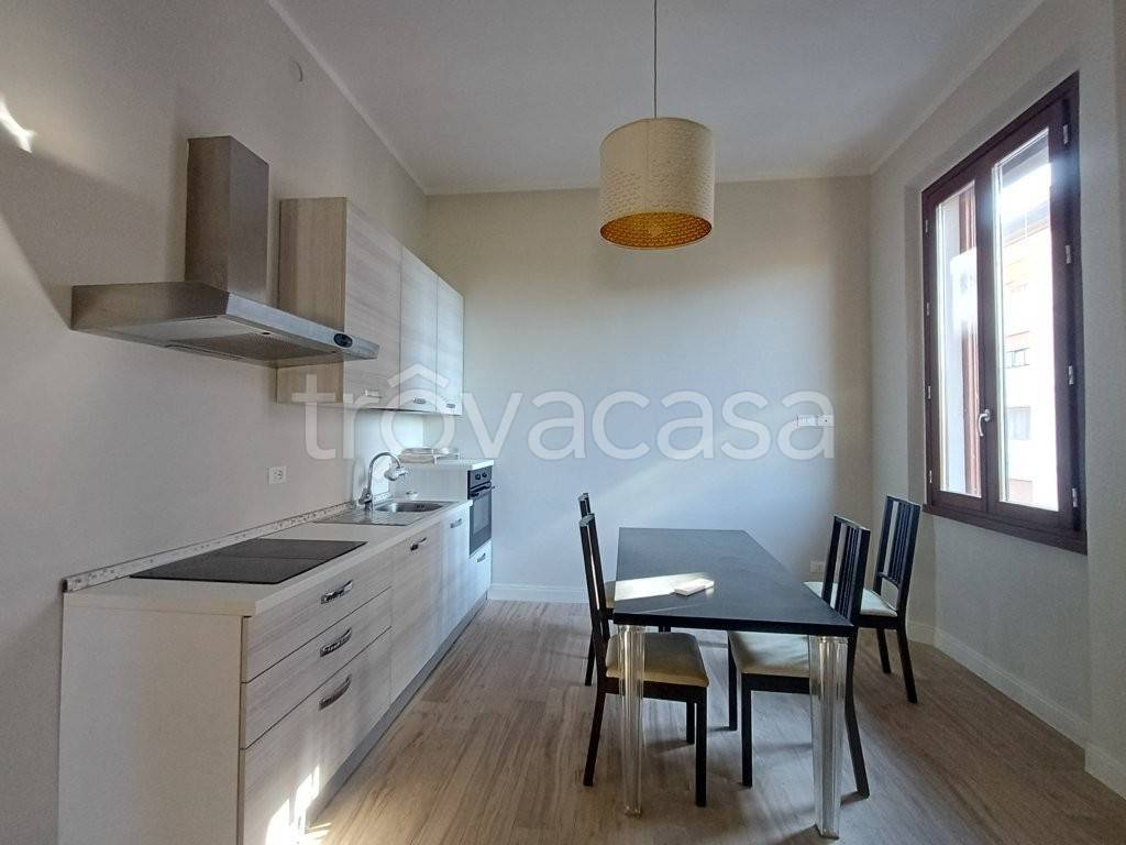 appartamento in vendita a Firenze in zona Campo di Marte