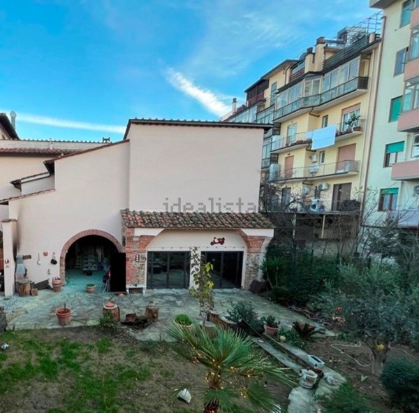 appartamento in vendita a Firenze in zona Isolotto