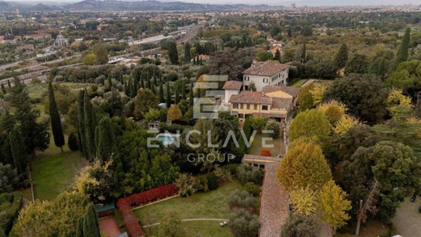 casa indipendente in vendita a Firenze in zona Rovezzano