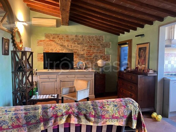 appartamento in vendita a Firenze in zona Centro Santa Maria Novella