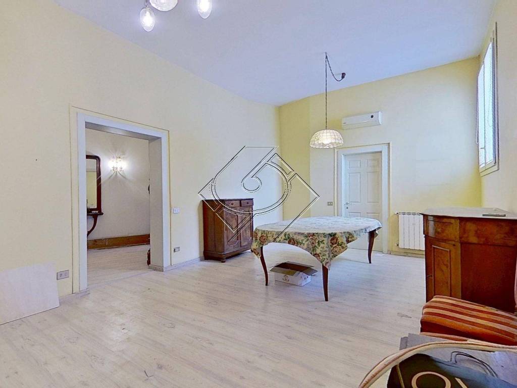 appartamento in vendita a Firenze in zona Campo di Marte