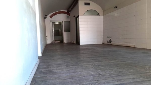 negozio in vendita a Firenze in zona Centro San Frediano