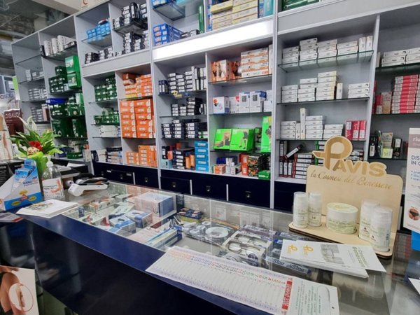 negozio in vendita a Firenze in zona Careggi