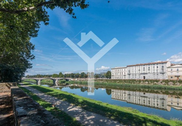 mansarda in vendita a Firenze in zona Centro Santa Maria Novella